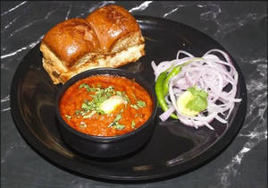 " Aaj Sab Ki Treat Banti Hai "bombay Pav Bhaji Family Pack