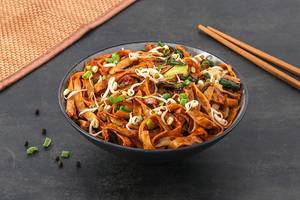 Veg Malaysian Flat Wheat Noodles