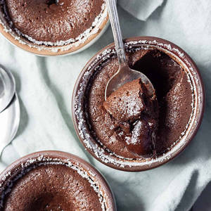 Choco Lawa Cake
