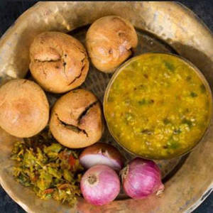 Winter Special Daal Bati With Desi Ghee 4 Pieces