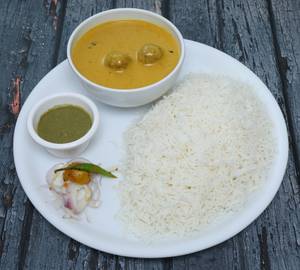 Kadhi chawal                                                               