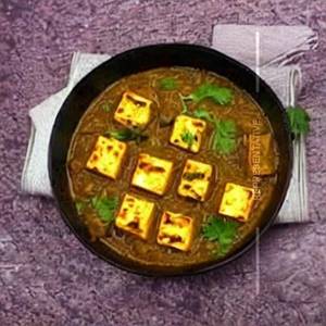 Matar Paneer