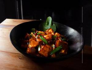 Chilli paneer dry