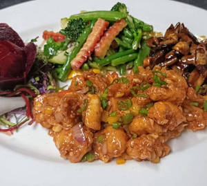Mix Sea Food Platter With Chilly Wine
