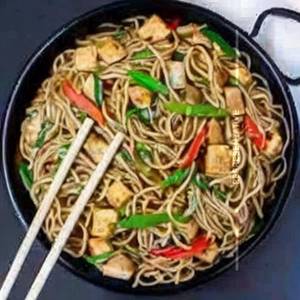 Paneer Mushroom Noodles