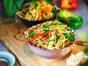 Veg hakka noodle