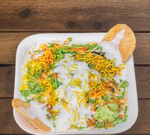 Dahi Somosa Chaat(2Piece)