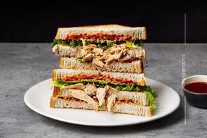 Chicken Schezwan Sandwich 