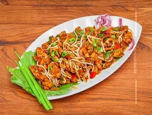 Chicken Chilli Garlic Hakka Chowmien