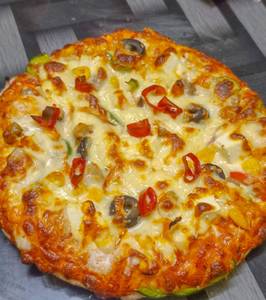 Veggie Delight Pizza