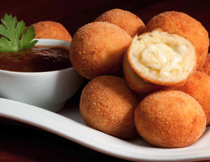 Cheese Balls (6 Pcs)