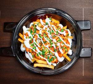 Chicken loaded fries