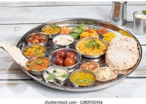 Gujarati Special Kathiyawadi Thali