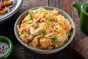 Hakka Noodles - Chicken