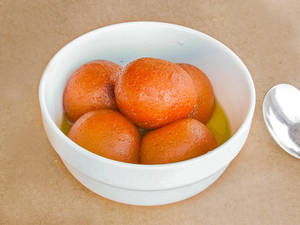 Gulab Jamun (2 Pcs)