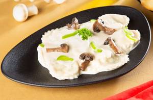 Ravioli In Creamy Sauce