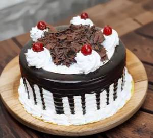 Black Forest Crunch Cake [500 Gm]