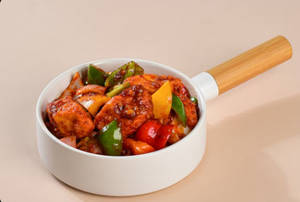 Hakka Dry Chilli Paneer [5 Pcs]