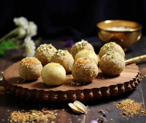 Atta Laddu