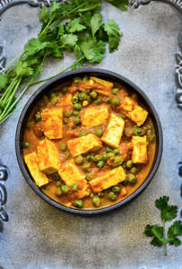 Matar paneer                                                                                       