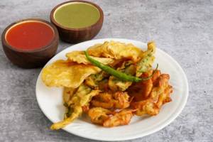 Veg Pakoda [10 Pieces]