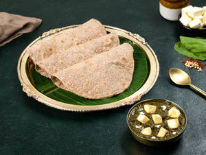 Multigrain Roti (3Pc) with Palak Paneer Curry