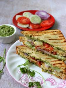 Vegetable grill sandwich