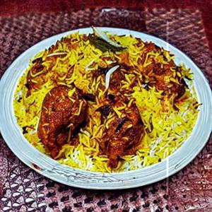 Dum pukht chicken biryani