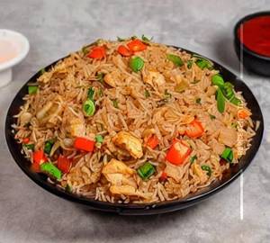 Chicken schezwan fried rice
