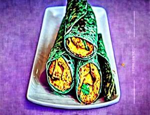 Paneer Peri Peri Roll 