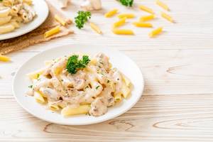White Sauce Pasta