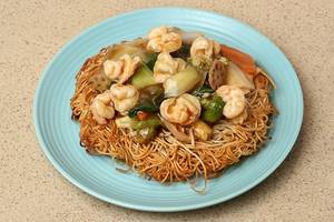 Pan Fried Noodles - Prawns
