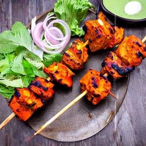 Murg Aachari Tikka