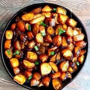 Black Pepper Onions Chilli Fried Potatoes