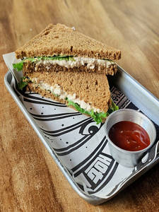 Chicken Garlic Cold Sandwich