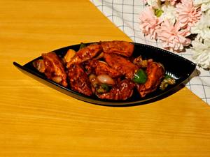 Chicken schezwan momos