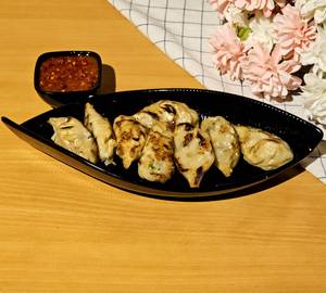 Chicken Pan Fried Momos