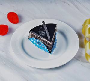 Chocolate Truffle Pastry (1 Slice)