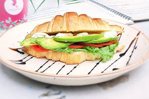 Avocado Feta Croissant S/w
