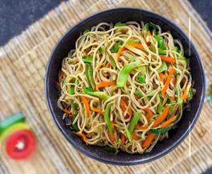 Veg Hakka Noodles