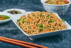 Veg schezwan noodles     