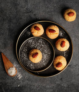 Coconut Cookies