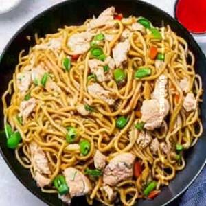 Schezwan Chicken Noodles
