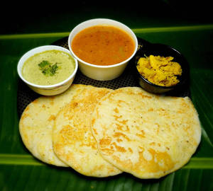 Loni Sponge Dosa