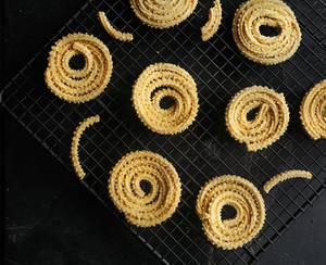 Butter Chakli - 100 Gms