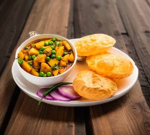 Chole Poori 4pc