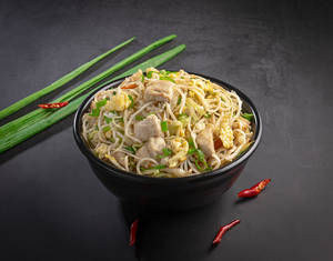 Chicken Hakka Noodles