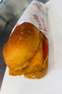 Paneer Smoky Chilli Burger