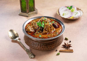 Mutton Rogan Gosht (500ml) (4 Pieces)