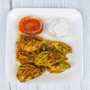 Paneer Masala Steamed Momos [6 Pieces]